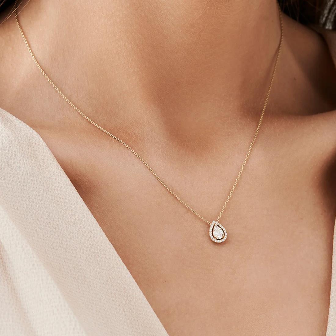 Pear Shape Diamond Pendant Necklace