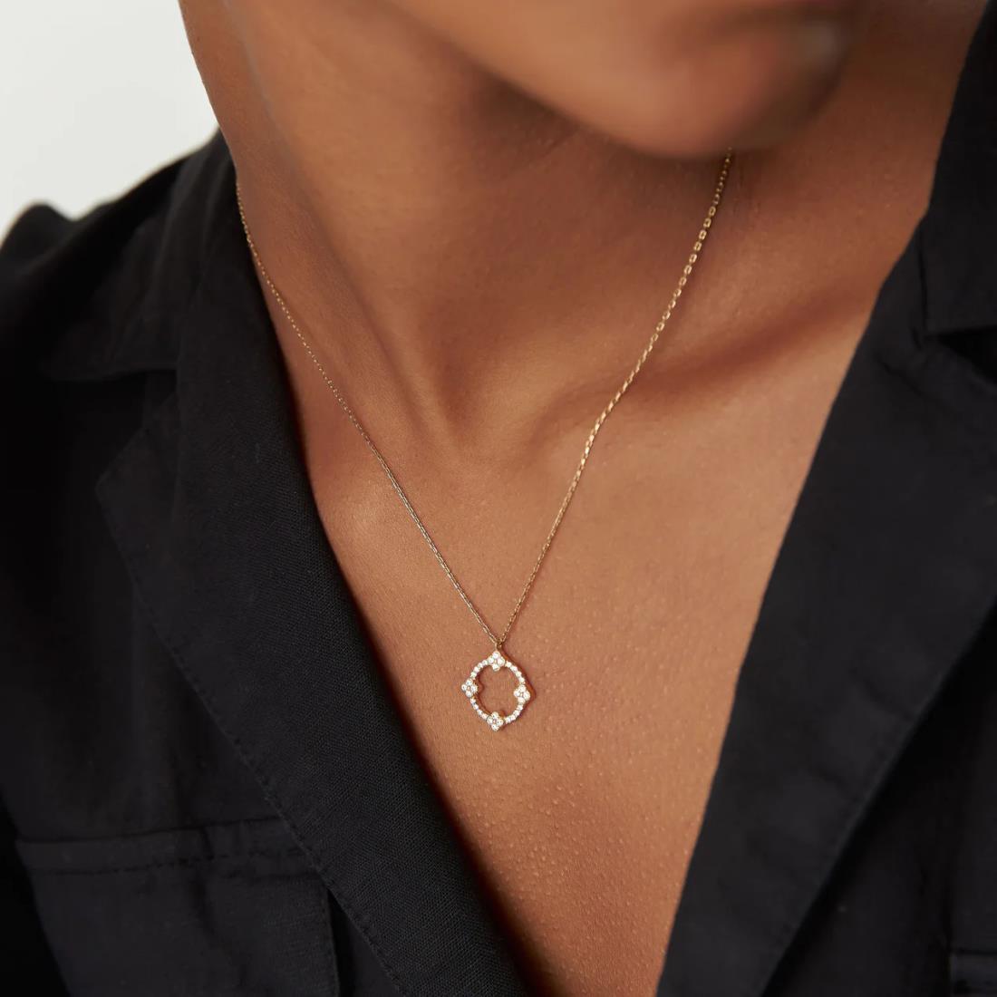 Little flowers Diamond Charm Necklace
